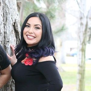 Meet your Posher, Xochilt